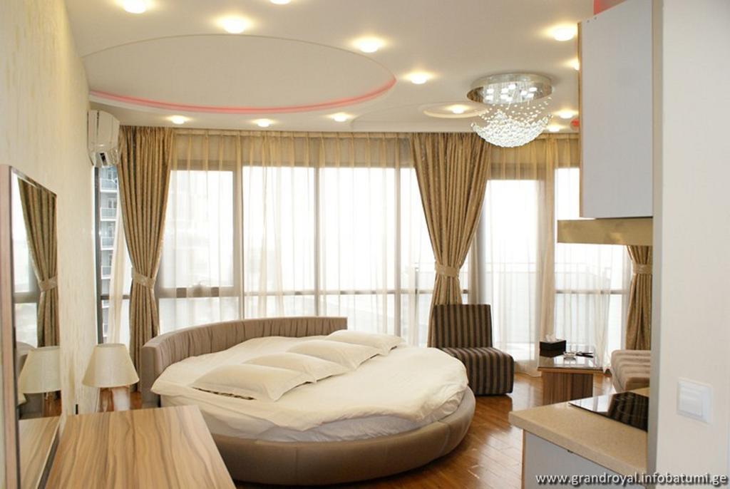 Grand Royal Batumi Aparthotel Bilik gambar