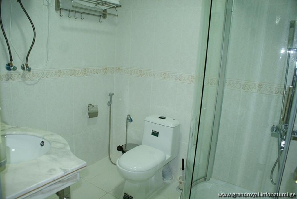 Grand Royal Batumi Aparthotel Bilik gambar