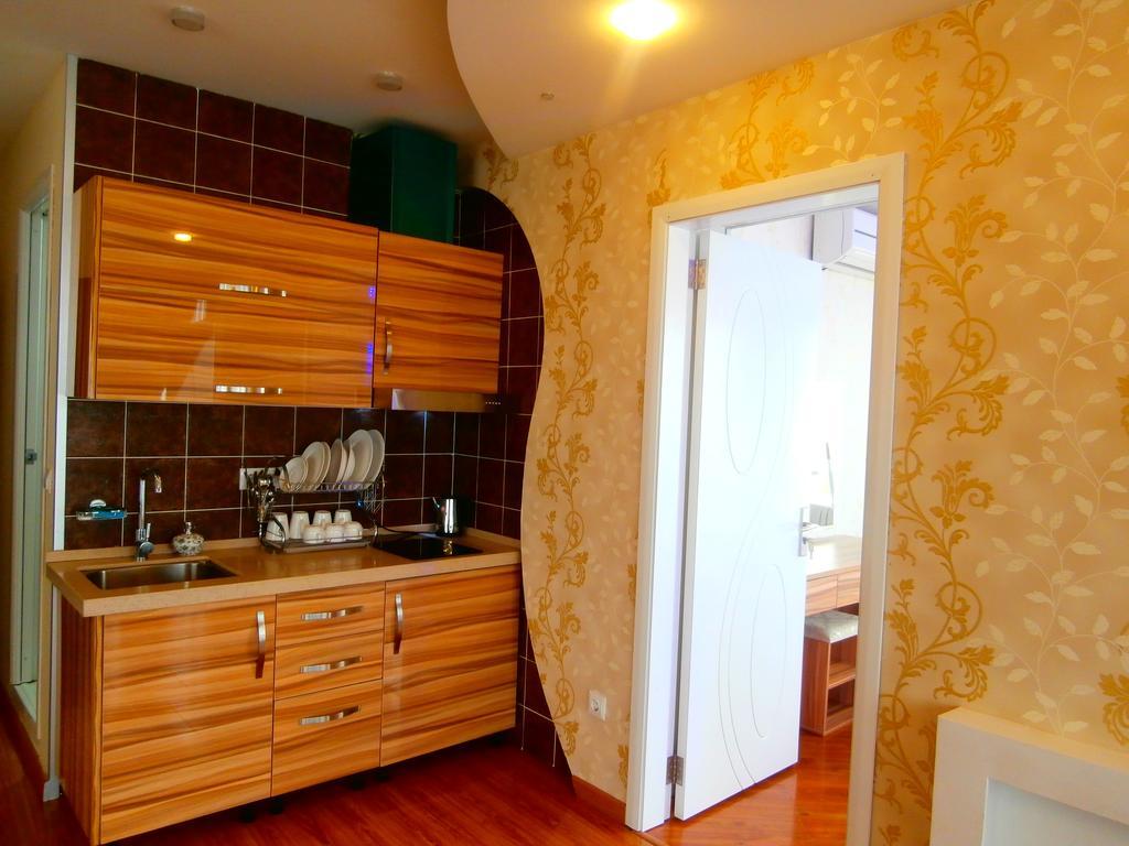 Grand Royal Batumi Aparthotel Bilik gambar