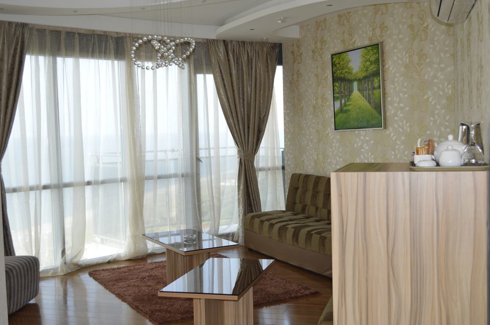 Grand Royal Batumi Aparthotel Luaran gambar