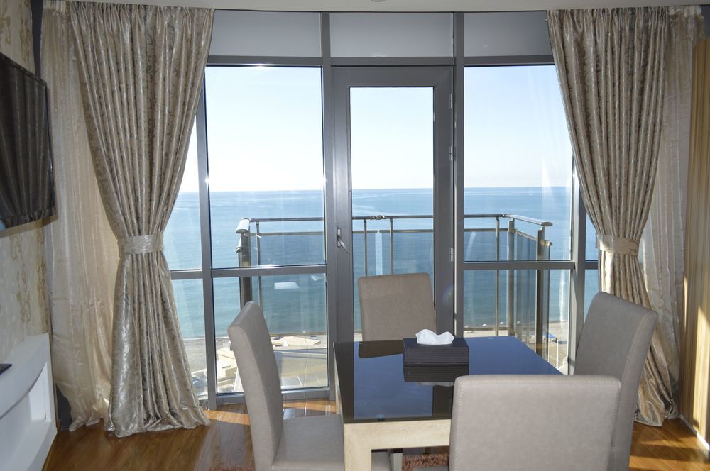 Grand Royal Batumi Aparthotel Luaran gambar